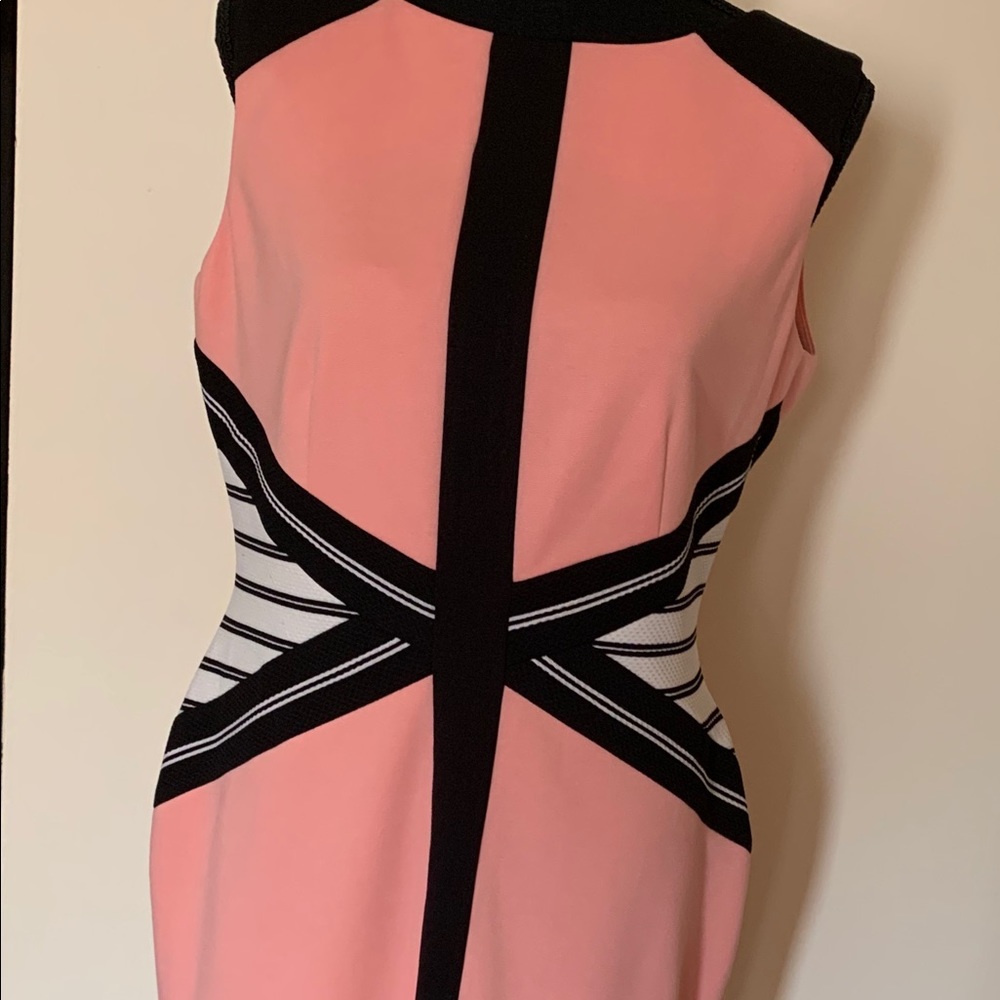 Ivanka Trump fitted short career dress